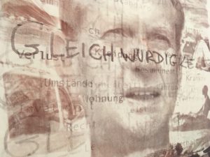 "gleichwürdig" - Siebdruckarbeiten auf Segeltuch/ Zellstoffe (Baumwolle) anlässlich des Mainzer Medienpreises 2021, Fotos: Kathrin Schik